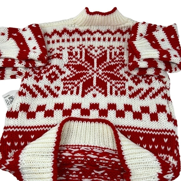 Y2K Ricki Snowflake Hand Knit Crew Neck Sweater Size M NWT Red Cream Chunky Knit - Picture 8 of 13